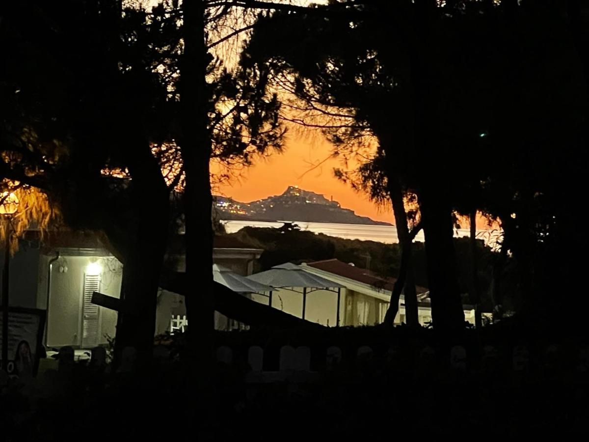 Zaffiro Casa Vacanze Al Mare Valledoria  Bagian luar foto
