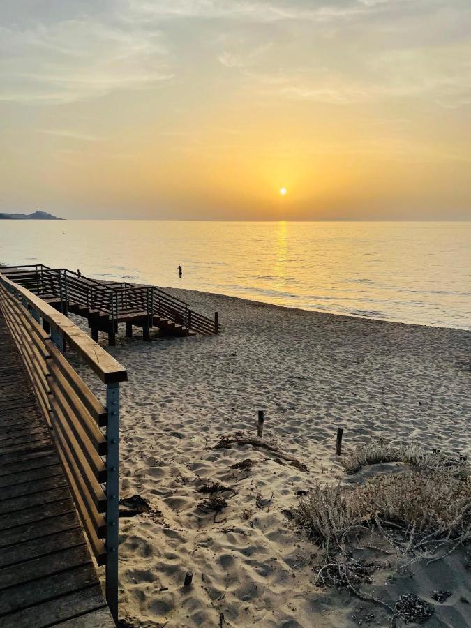 Zaffiro Casa Vacanze Al Mare Valledoria  Bagian luar foto
